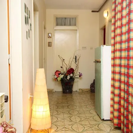 With A Parking Space - 6814 מאקרסקה