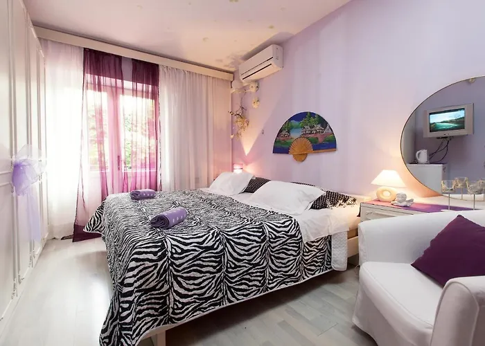 Apartman With A Parking Space - 6814